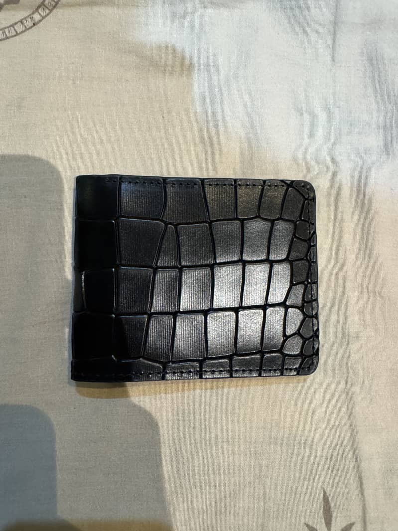 Leather Wallets  (Available in quantity) 5