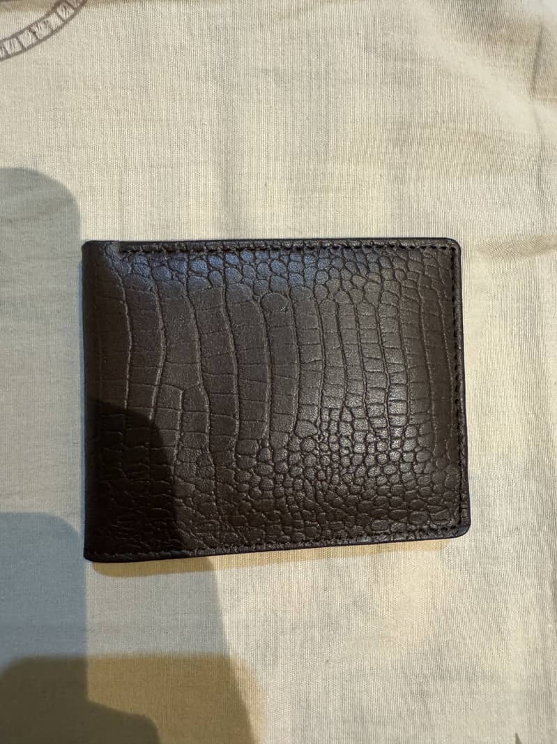 Leather Wallets  (Available in quantity) 11