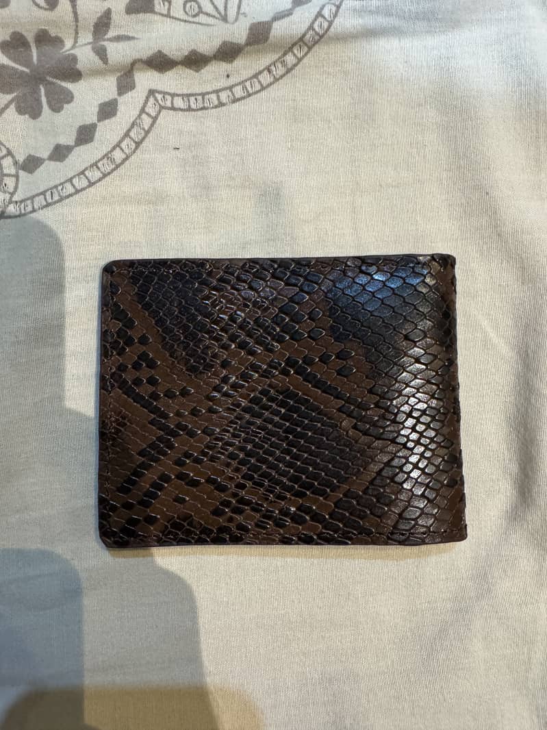 Leather Wallets  (Available in quantity) 13