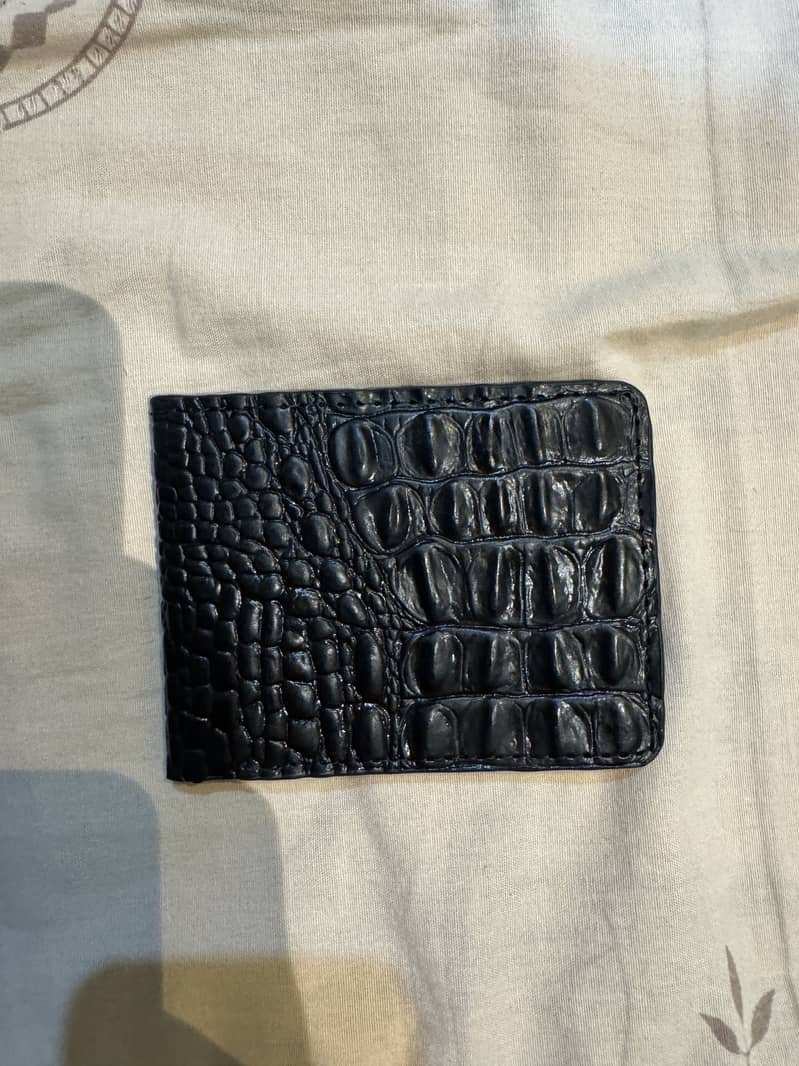 Leather Wallets  (Available in quantity) 17