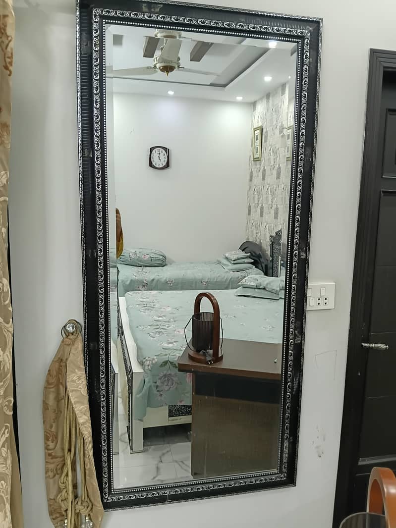 Long Mirror 0