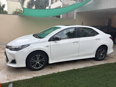 Toyota Corolla altis grande 2023