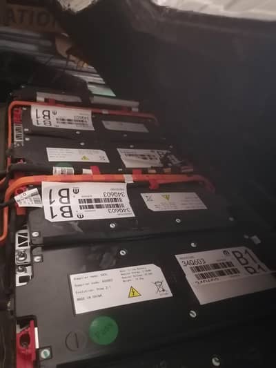 CALT LITHIUM BATTERY ALMOST NEW CONDITION