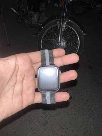 Apple watch series 4