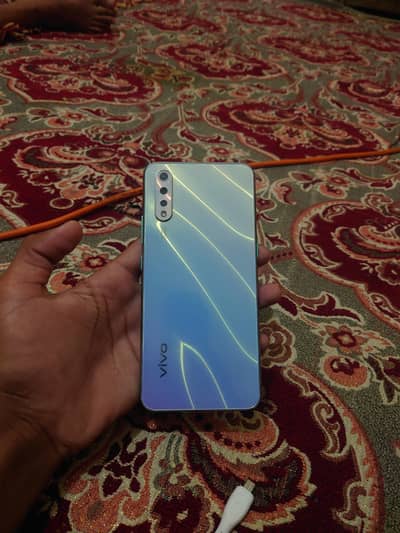 Vivo S1