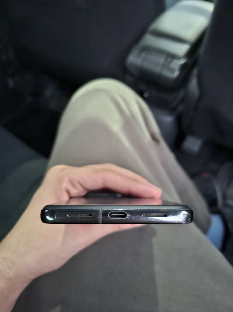 Google Pixel 8 Pro 10