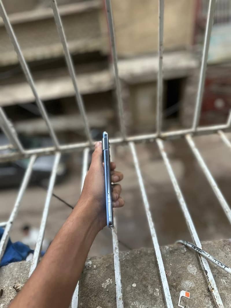 Google Pixel 8 Pro 2