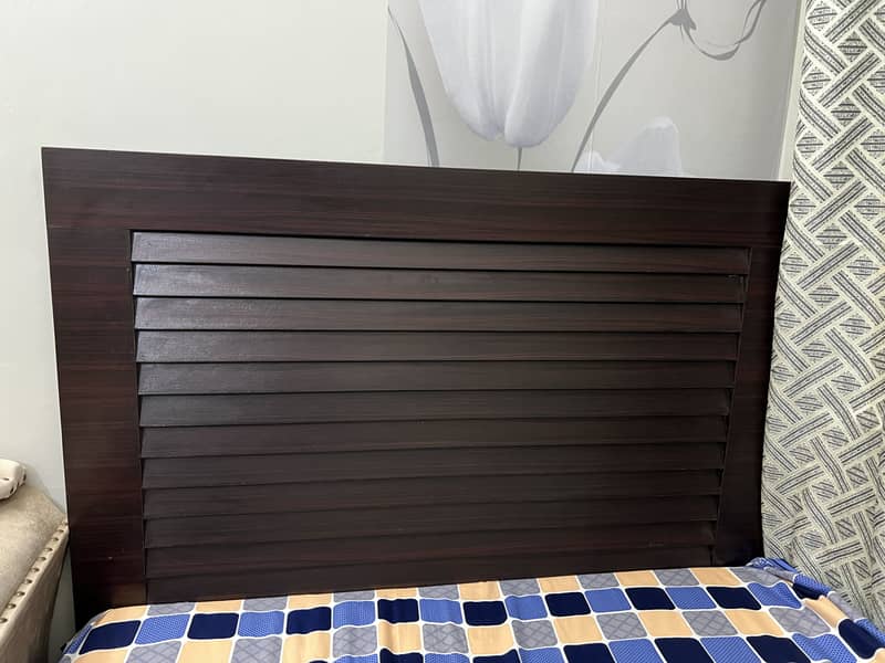 Single bed 6x4 1
