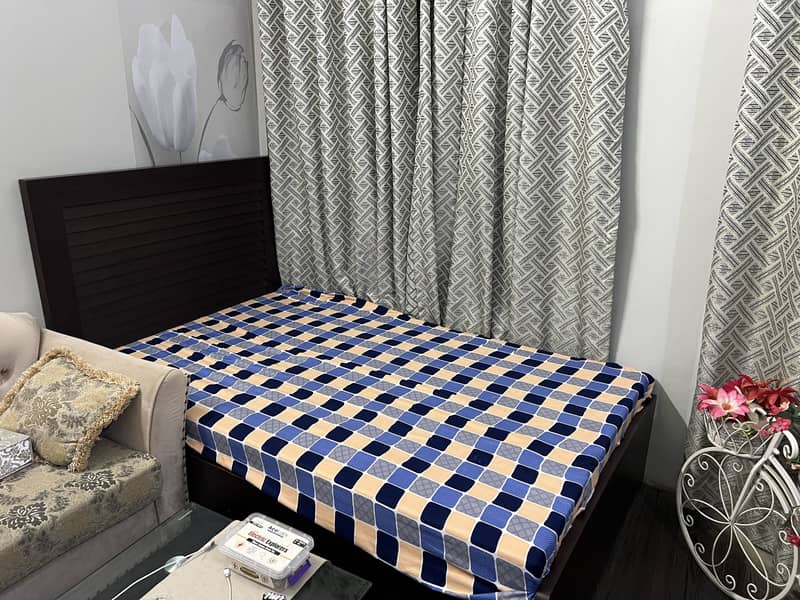 Single bed 6x4 2