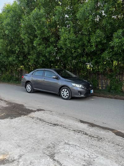 Toyota Corolla GLI 2011