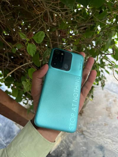 Tecno Spark 8C