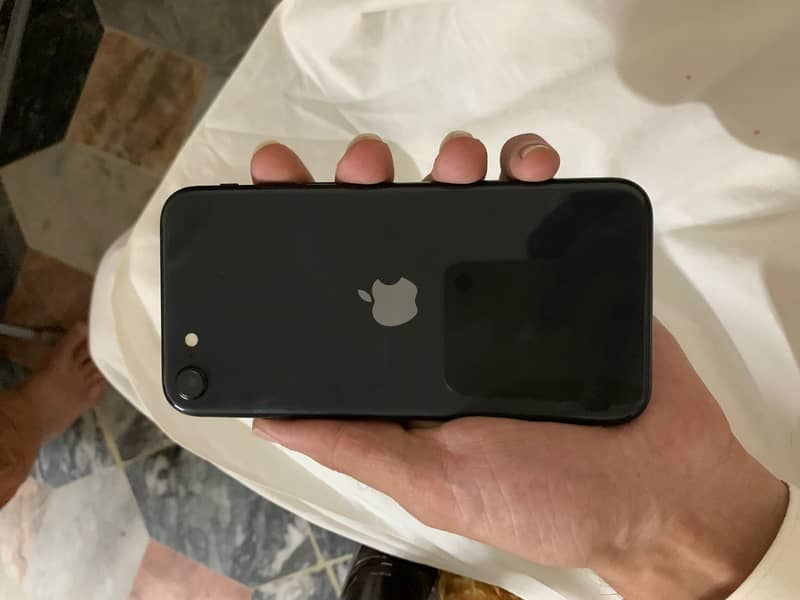 Apple iPhone SE 1