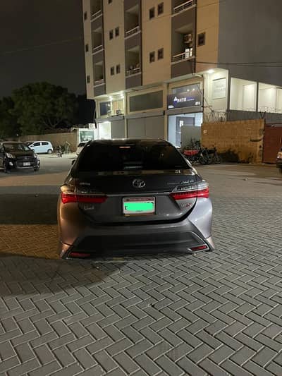Toyota Altis Grande 2022 Black Room