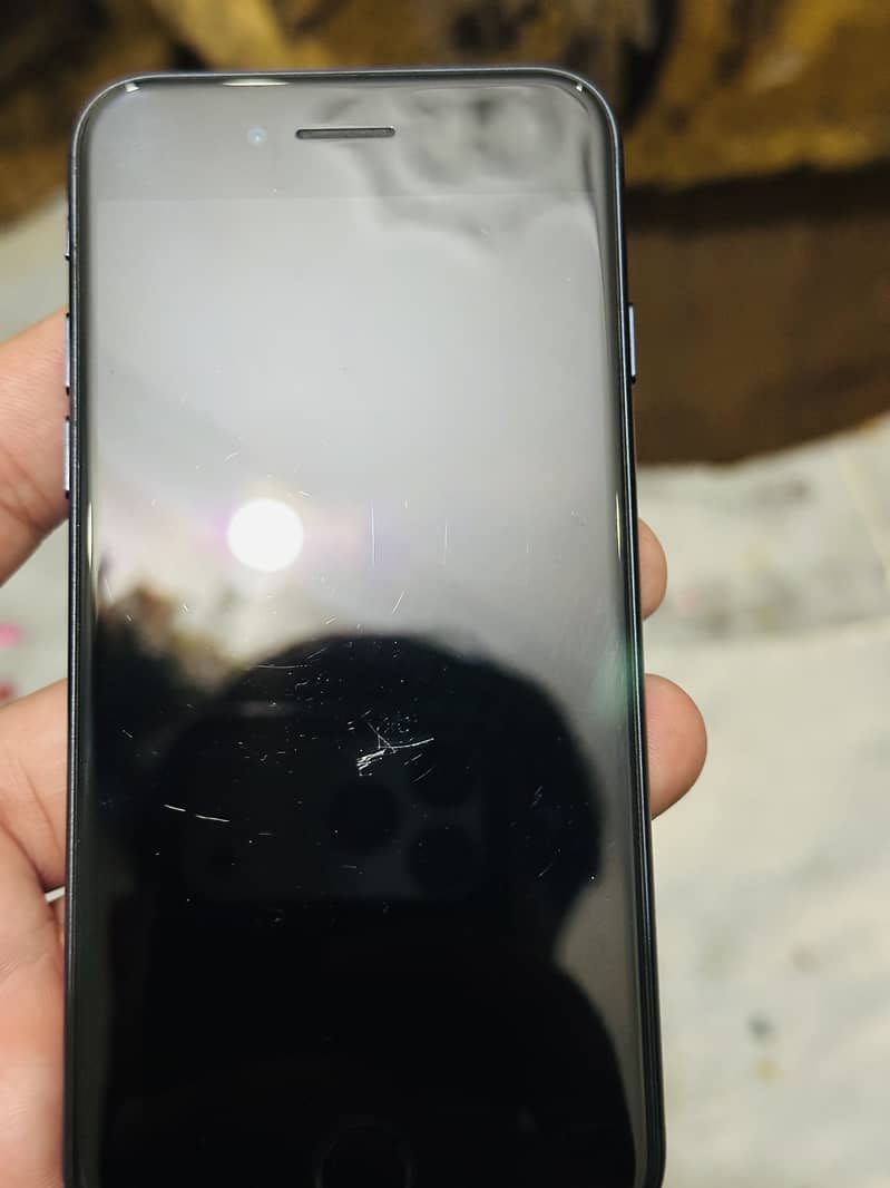 iPhone SE (3rd Gen) 13
