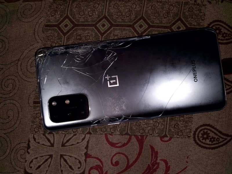 One Plus 8 0