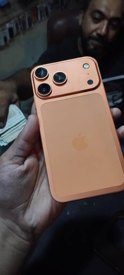 Apple iPhone 11 convert 17pro