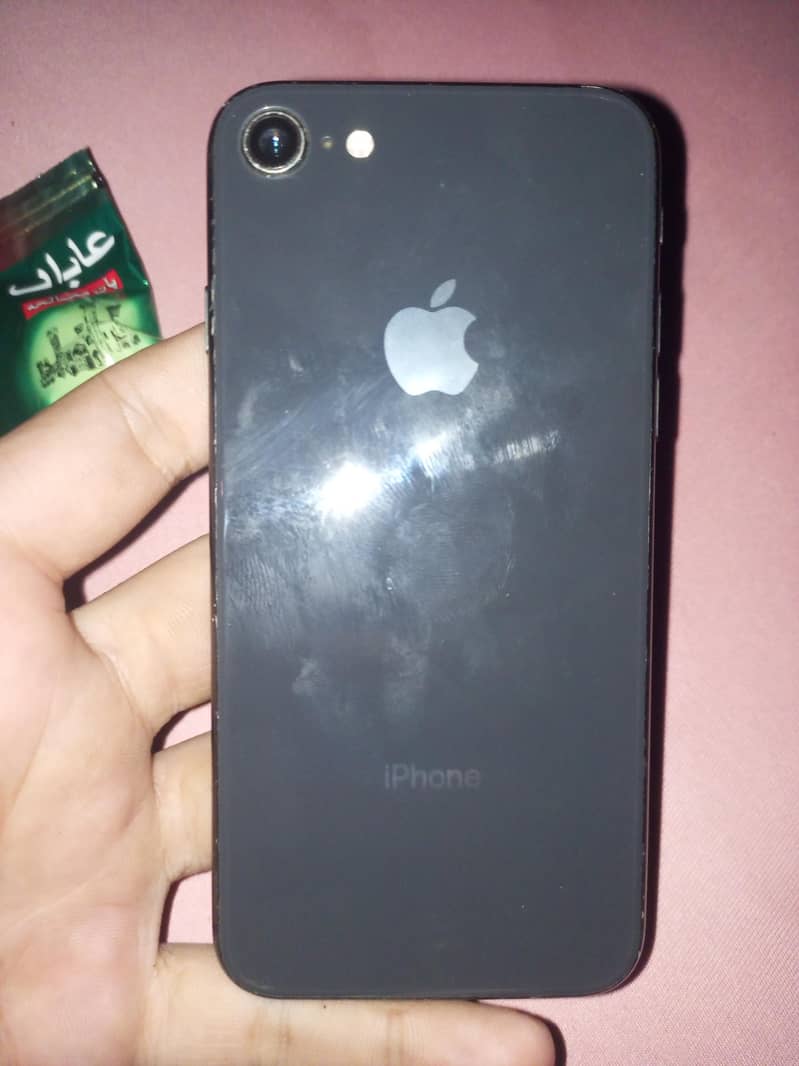 Apple iPhone 8 1