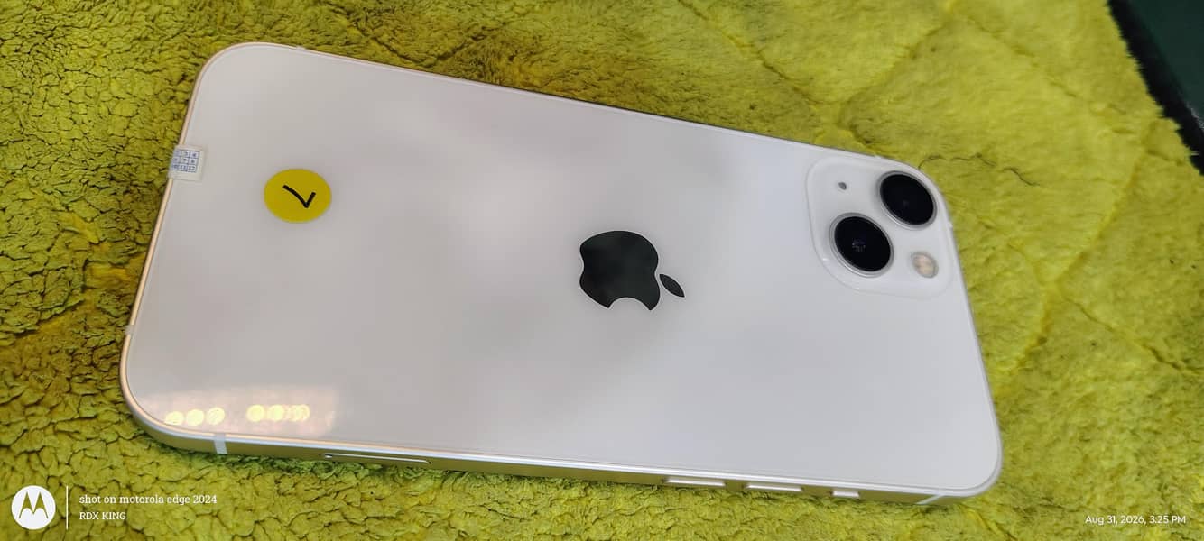 Apple iPhone 13 0