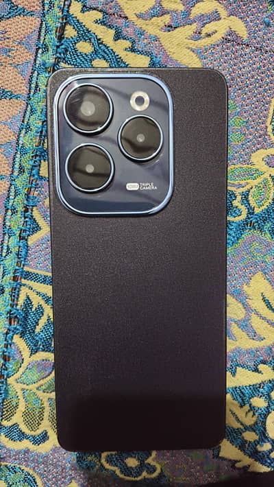 Infinix Hot 40 Pro
