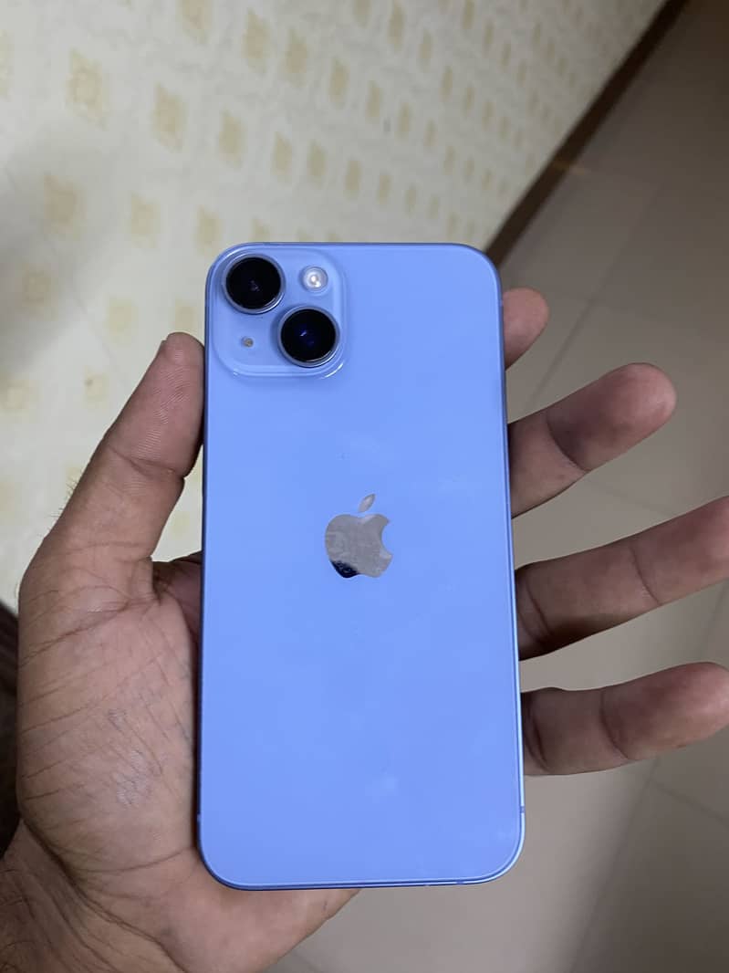 Apple iPhone 14 3
