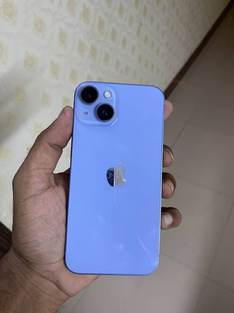 Apple iPhone 14 4