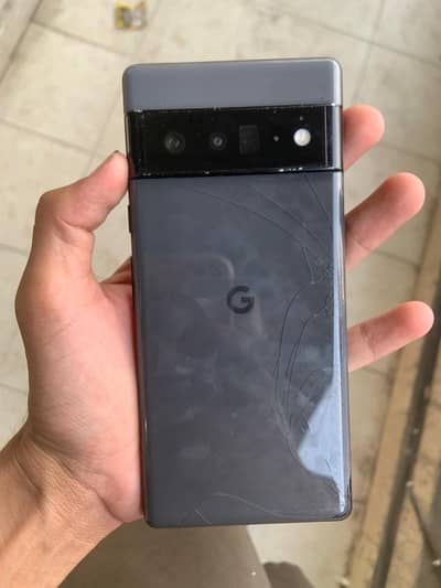Google Pixel 6 Pro. . .