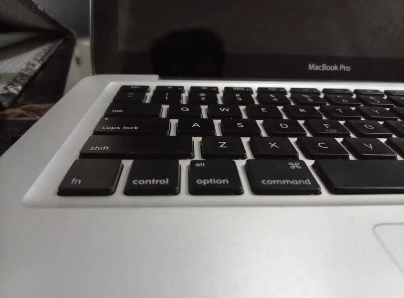 MacBook Pro 0