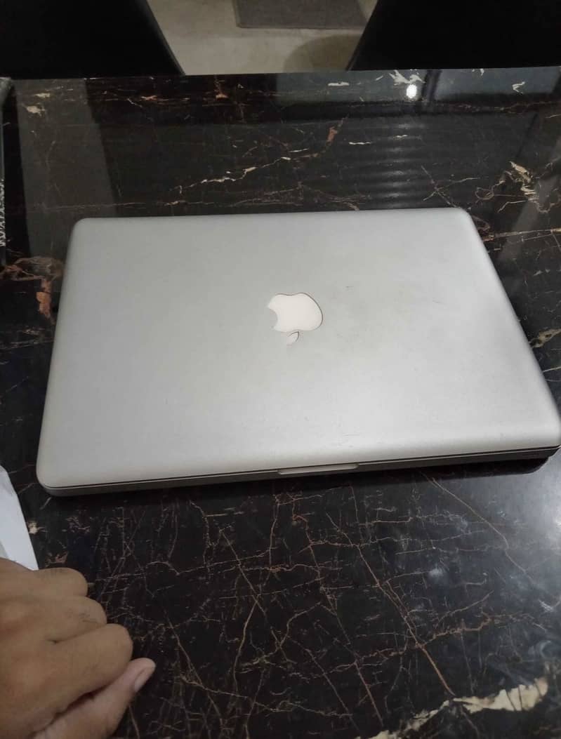 MacBook Pro 2