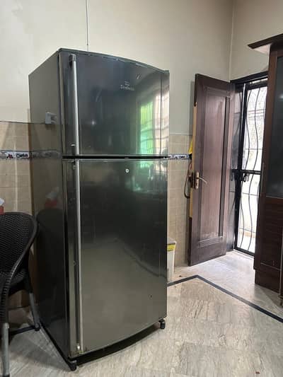 Dawlance 18 cubic refrigerator