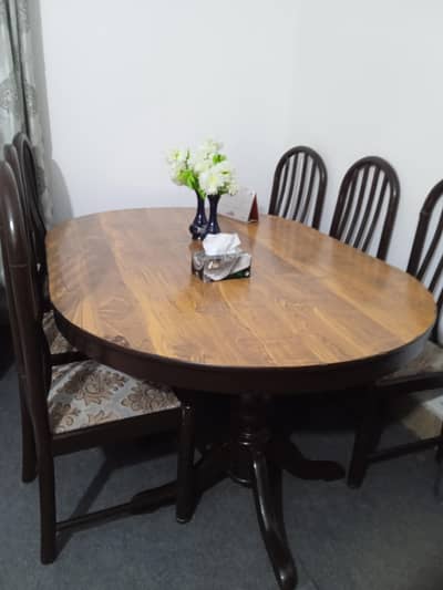 Dining table For Sale