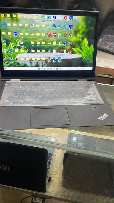 Lenovo x1 yoga touch 360 pen  8gb+256