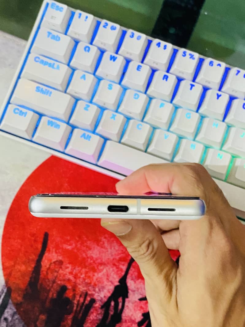 Google Pixel 7 3