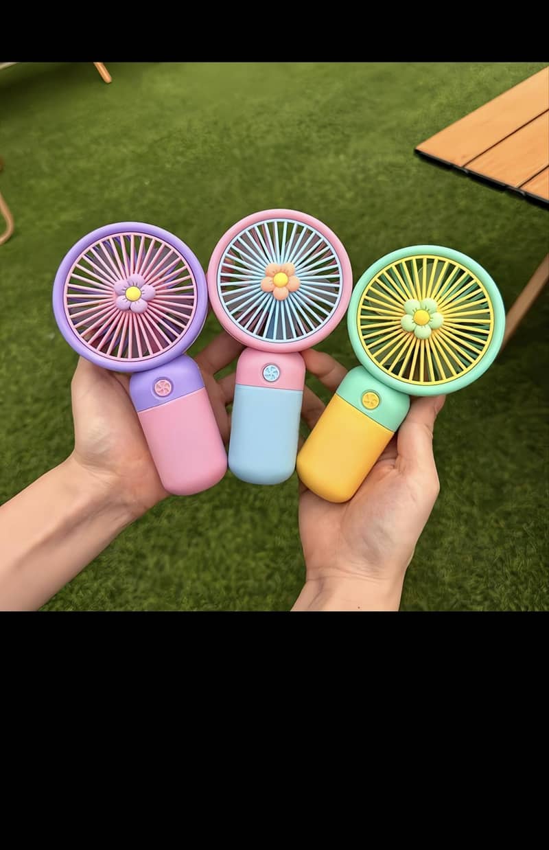 mini rechargeable fan 0
