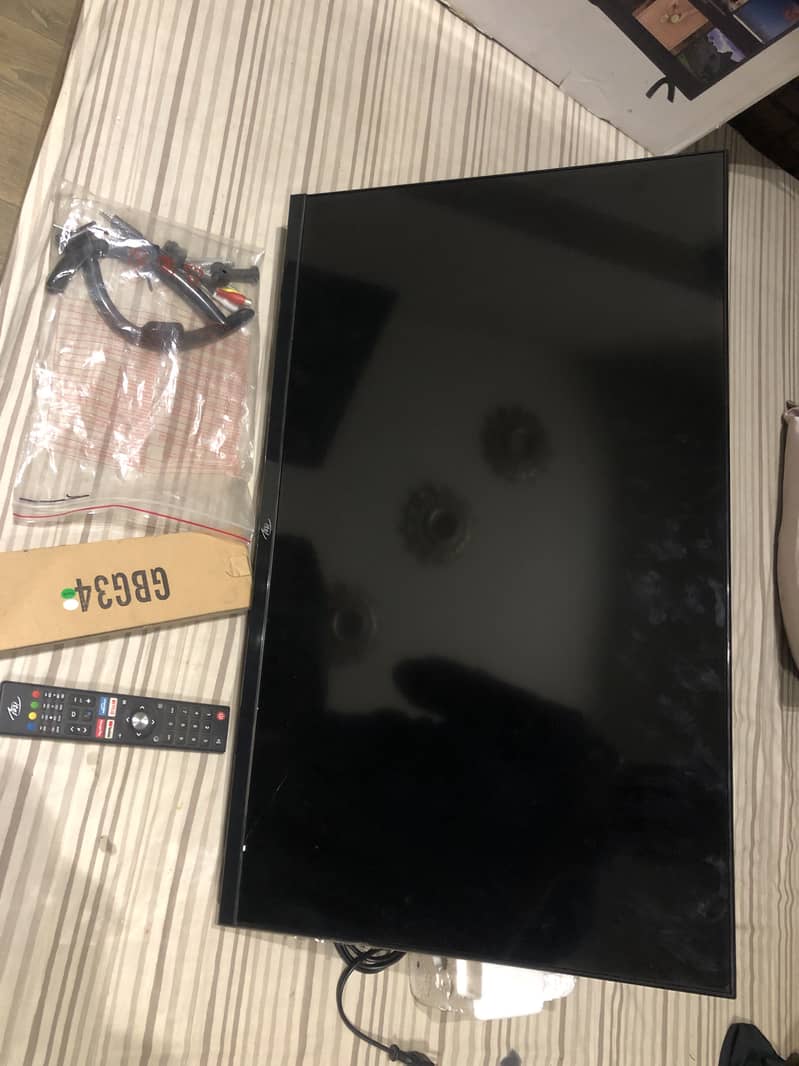 Itel android led 32*inch 1