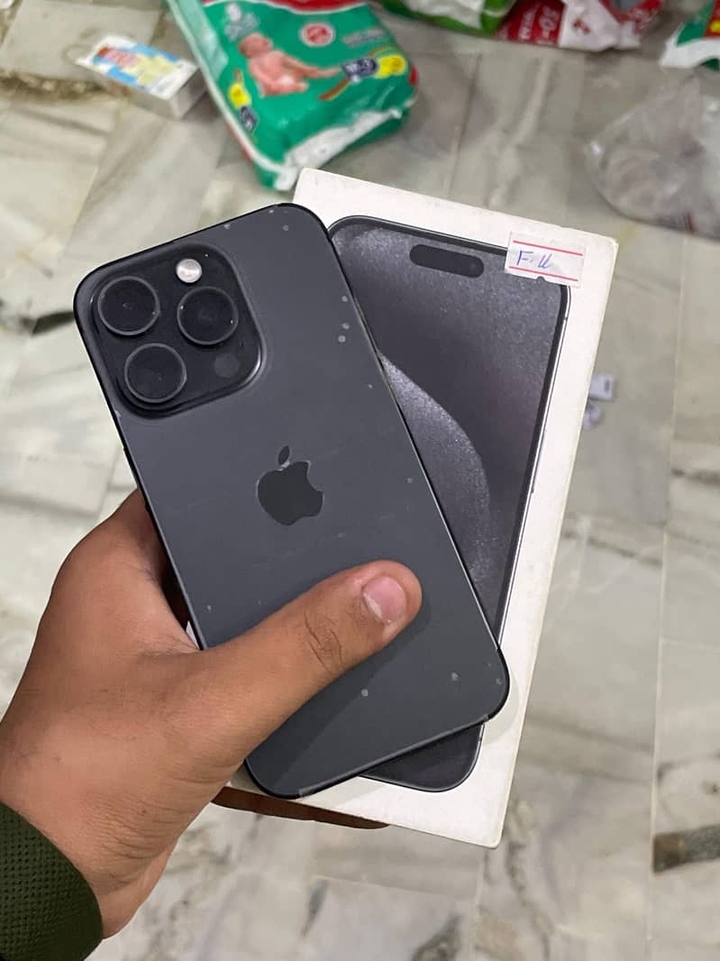 Apple iPhone 15 Pro 0