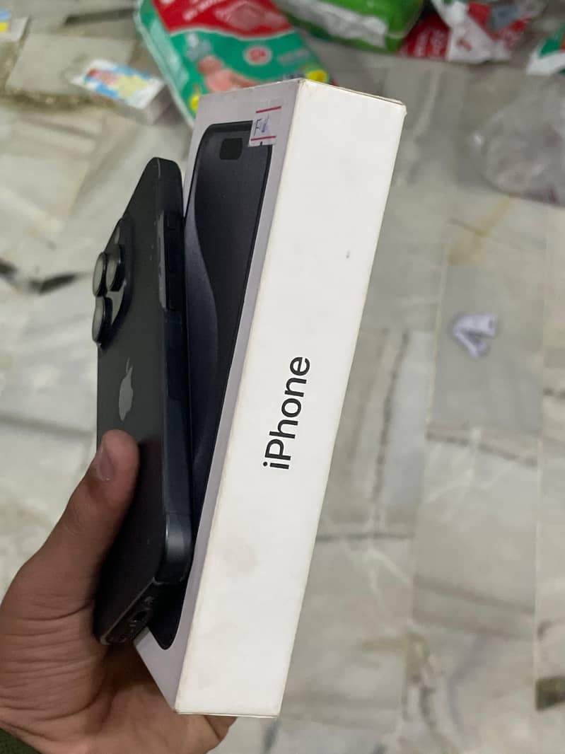Apple iPhone 15 Pro 1