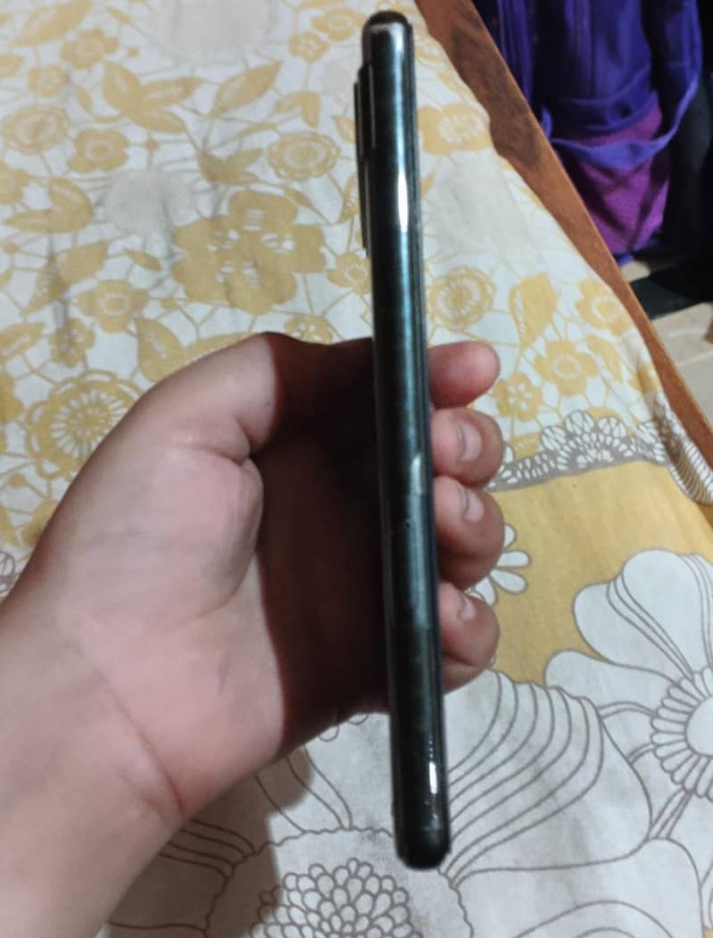 Google Pixel 6a 1