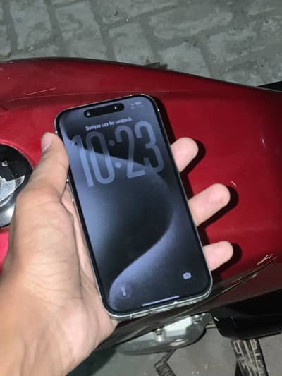 Apple iPhone 15 Pro