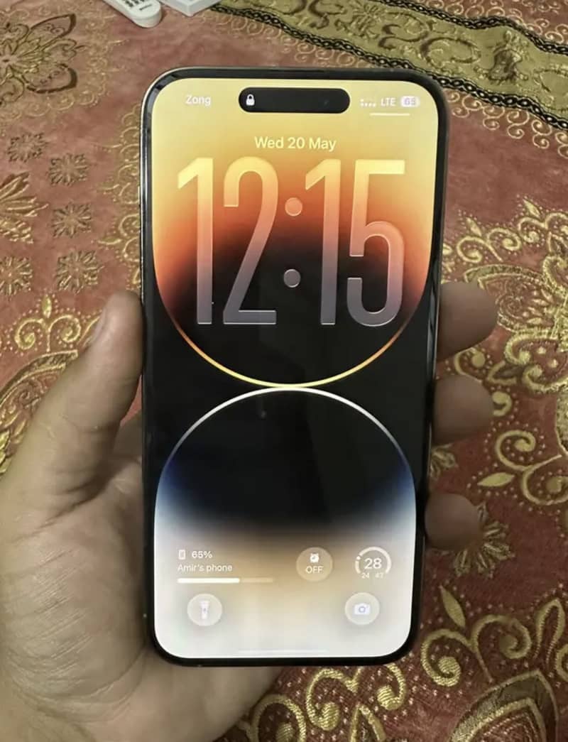 iPhone 14 Pro Max 2