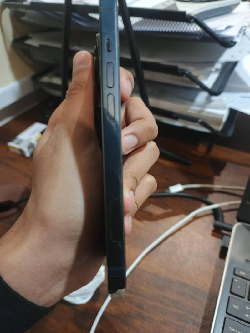 Apple iPhone 14 2