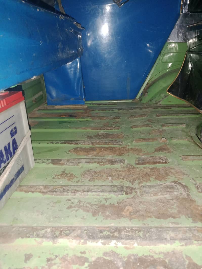 Auto rickshaws 8
