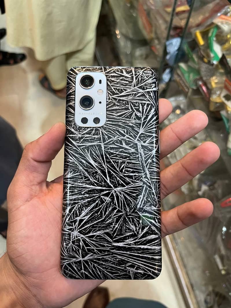 One Plus 9 Pro 9
