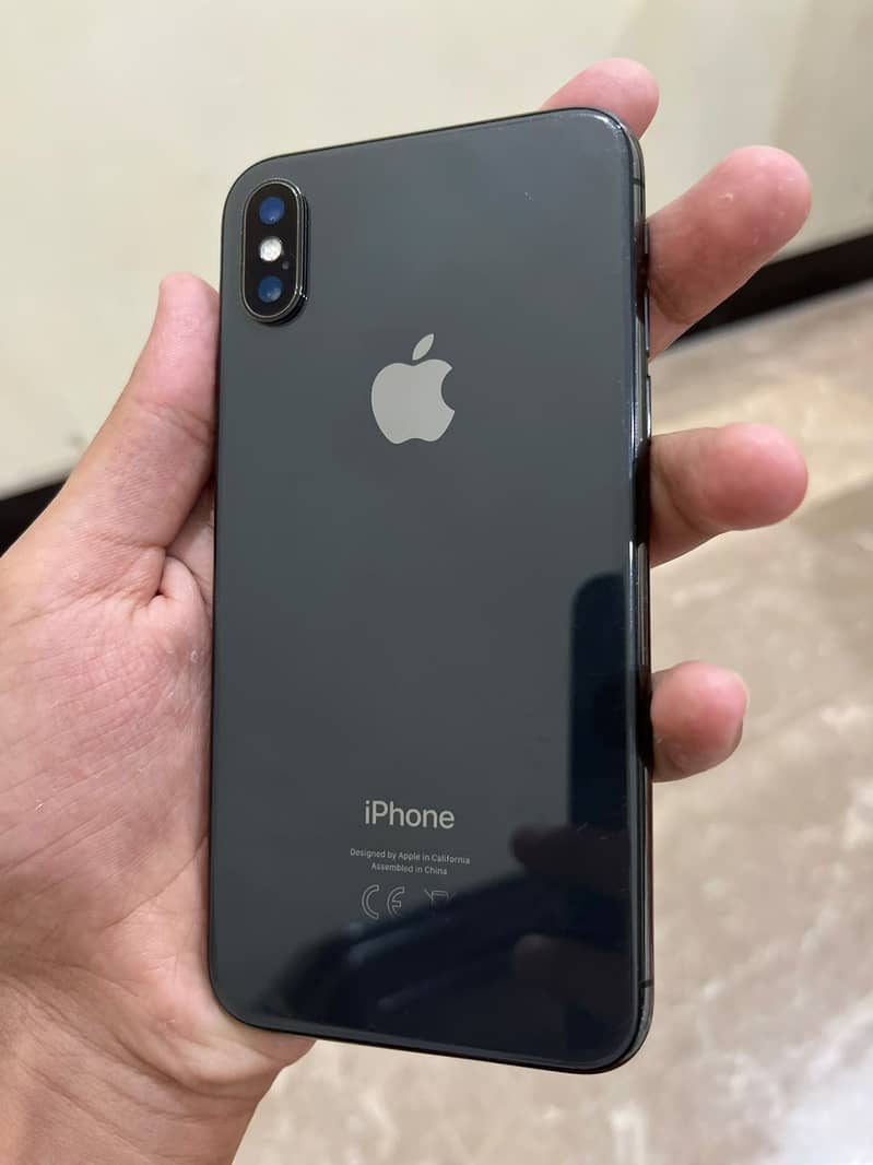 Apple iPhone X 0