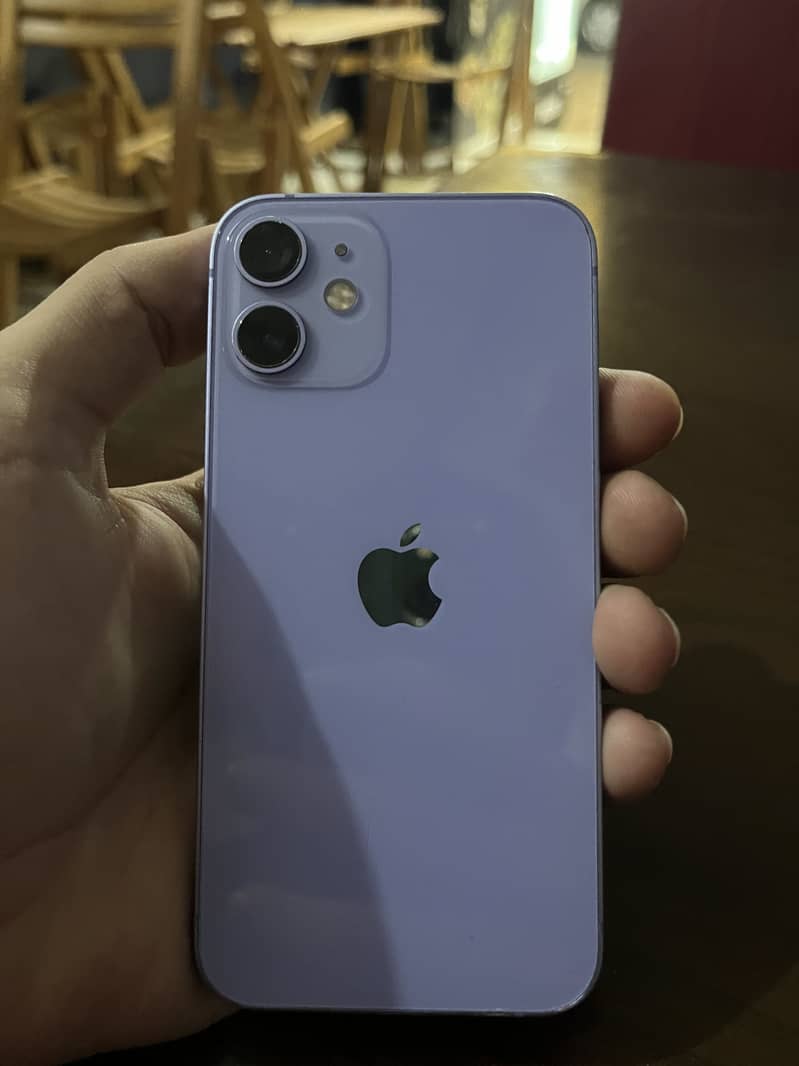 Apple iPhone 12 mini 3