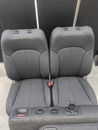 All cars seats poshish available