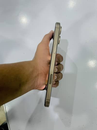 Apple iPhone 16 Pro Max non pta factory unlock