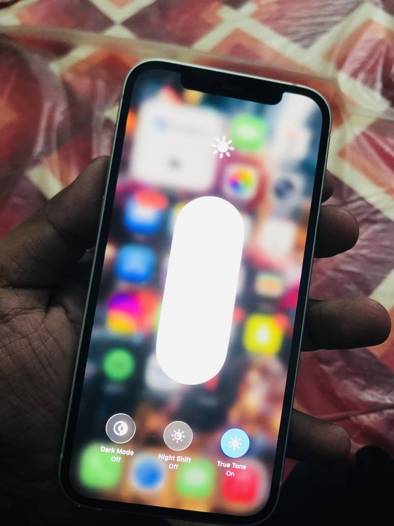 Apple iPhone 12 12