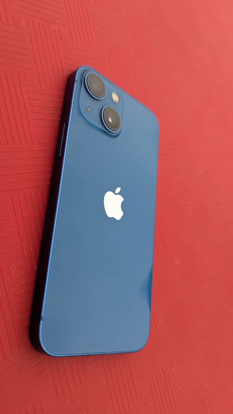 Apple iPhone 13 mini 4