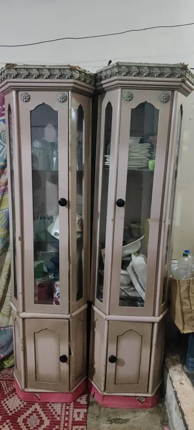Showcase 2 pcs beautiful divider