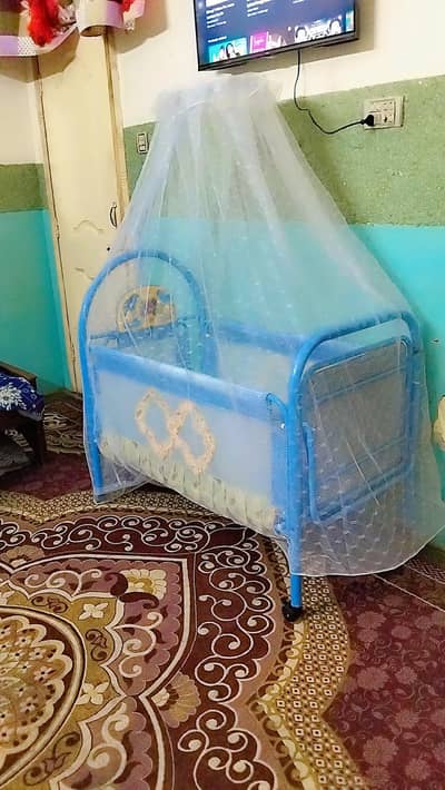baby cot for sale
